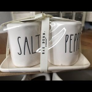 Rae Dunn Salt &Pepper Shakers